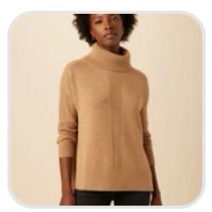 Amour Vert Stylish Wool Sweater in Tan